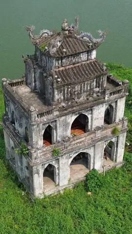 Hé Lộ Hình Ảnh Cận Cảnh Bên Trong Tháp Rùa Hồ Gươm