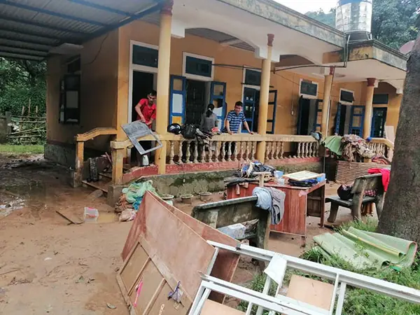 Hình Ảnh Thầy Cô Và Học Trò