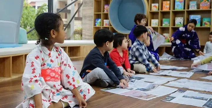 Tại Sao Cần Trang Trí Lớp Với Góc Thư Viện?