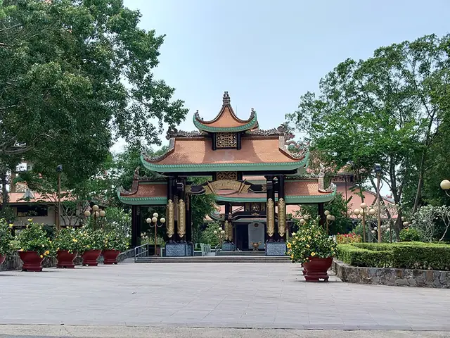 Giờ Mở Cửa Và Giá Vé Tham Quan Địa Đạo Củ Chi (cập Nhật Mới Nhất)