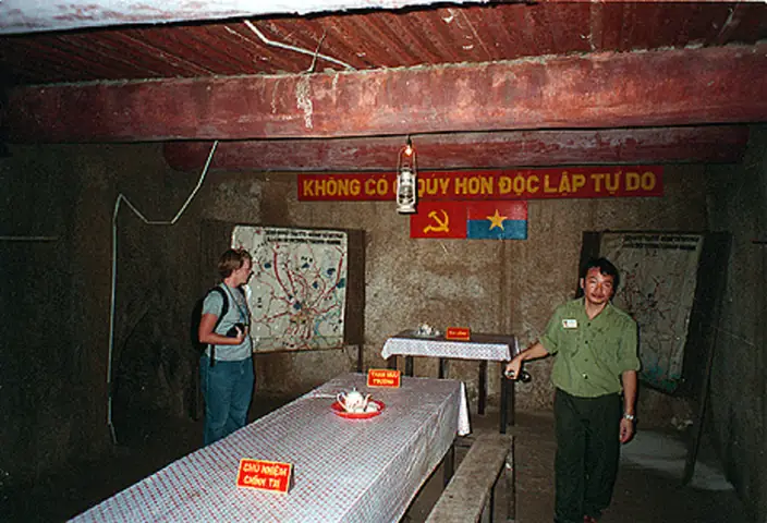 Cấu Trúc Đa Tầng Và Khả Năng Phòng Thủ Của Hệ Thống Hầm