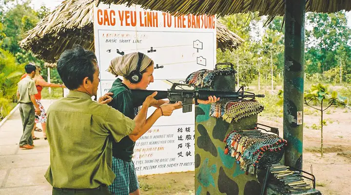 Thử Thách Với Trò Chơi Bắn Súng Tại Địa Đạo Củ Chi