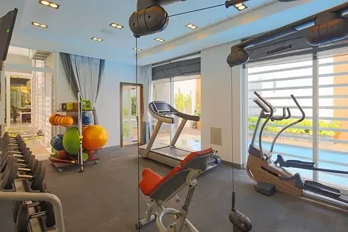 Biệt Thự Có Hồ Bơi Đẹp Như Mơ Ở Sài Gòn Ai Cũng Trầm Trồ