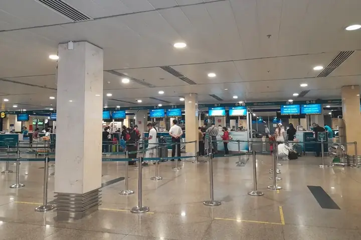Ho Chi Minh Airport: Terminal 1 To Terminal 2 And Terminal 3 Ho Chi Minh Airport: Terminal 1 To Terminal 2 And Terminal 3