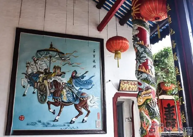 – Di Vật Cổ Hội Quán Quảng Đông