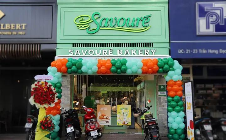 Mừng Khai Trương Savouré Bakery Trần Hưng Đạo Mừng Khai Trương Savouré Bakery Trần Hưng Đạo