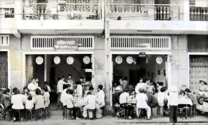 Quán Hủ Tiếu Nam Vang Chính Gốc Được Michelin Hết Lời Khen Ngợi