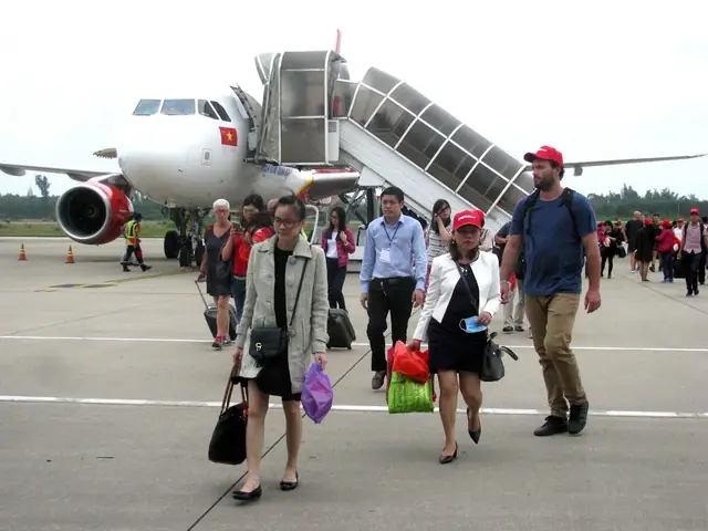 Sân Bay Phú Bài, Huế: Địa Chỉ, Hình Ảnh Và Lưu Ý | Vietjet Air
