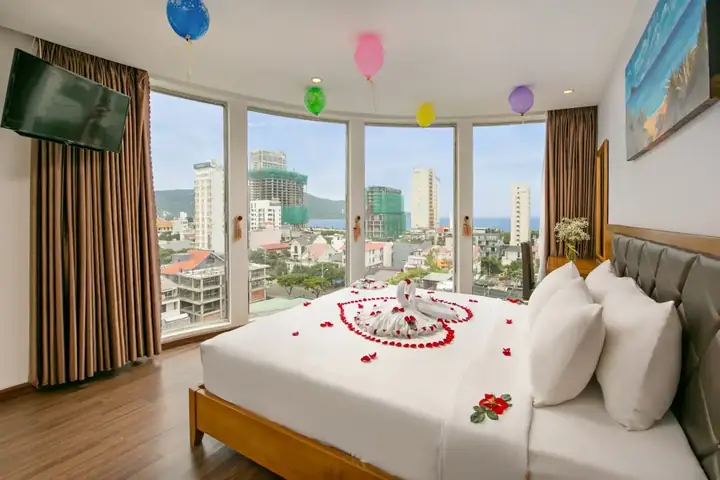La Beach Hotel - Khách Sạn Gần Chợ Cồn Đà Nẵng La Beach Hotel - Khách Sạn Gần Chợ Cồn Đà Nẵng