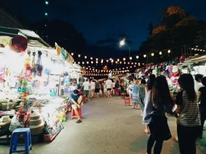 Chợ Đêm Nha Trang: Kinh Nghiệm Khám Phá Đầy Đủ Nhất 2026