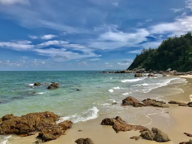 Vân Đồn - Đảo Quan Lạn (3n) - Viettourist - Chuyên Tổ Chức Tour ... Vân Đồn - Đảo Quan Lạn (3n) - Viettourist - Chuyên Tổ Chức Tour ...