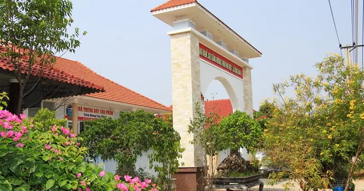 Nghề Trầm Ở Xứ Trầm Hương