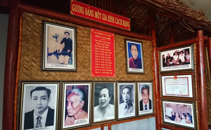 Thăm Khu Di Tích Lung Lá Nhà Thể – Cà Mau Thăm Khu Di Tích Lung Lá Nhà Thể – Cà Mau