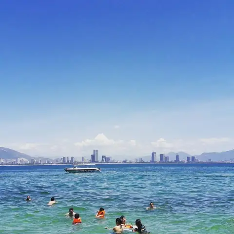 Đến Con Sẻ Tre Nha Trang Như Thế Nào? Đến Con Sẻ Tre Nha Trang Như Thế Nào?