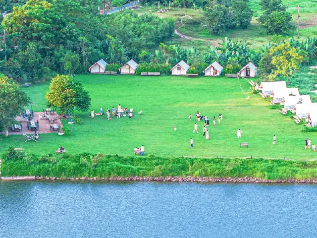 Yên Retreat – Glamping Bên Sông Cu Đê Thơ Mộng Yên Retreat – Glamping Bên Sông Cu Đê Thơ Mộng