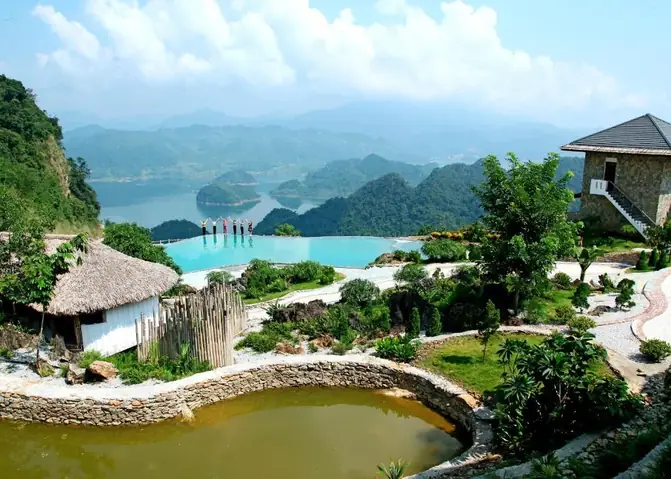 Bakhan Village Resort - Hòa Bình