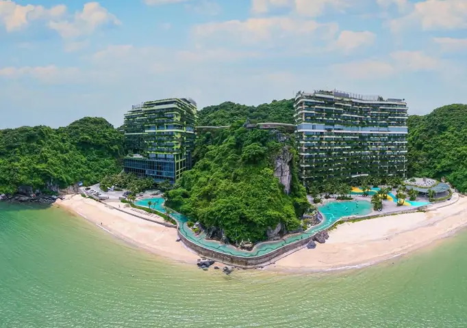 14. Flamingo Cát Bà Beach Resort - Hải Phòng