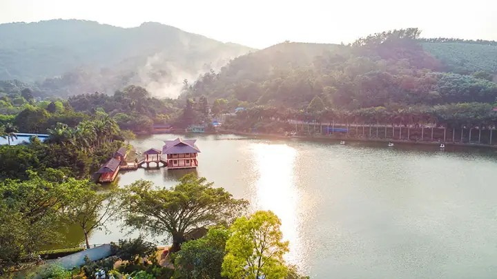 Khu Du Lịch Sinh Thái Ao Vua