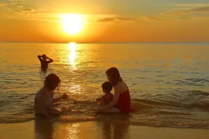 Địa Điểm Vui Chơi Cho Trẻ Em Ở Phú Quốc Bãi Dài