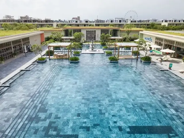 Bể Bơi Vô Cực – Bể Bơi Nước Biển Lớn Nhất Việt Nam