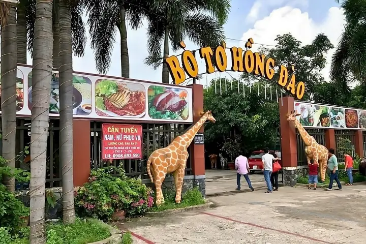 Ăn Gì Khi Đi Địa Đạo Củ Chi?