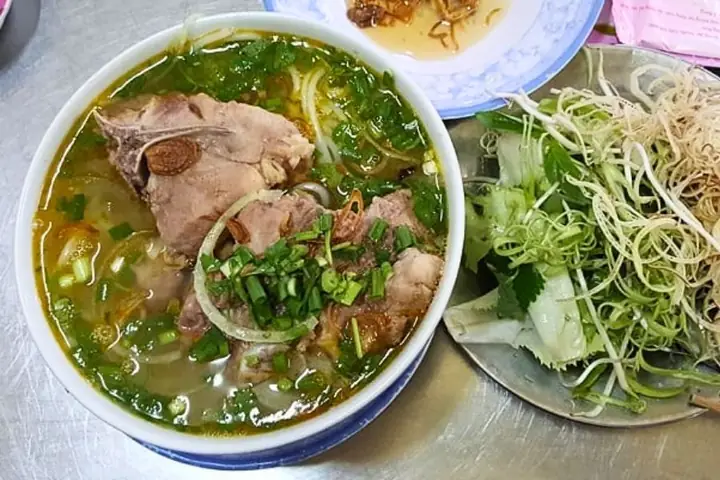 Bún Giò Heo Minh Quý
