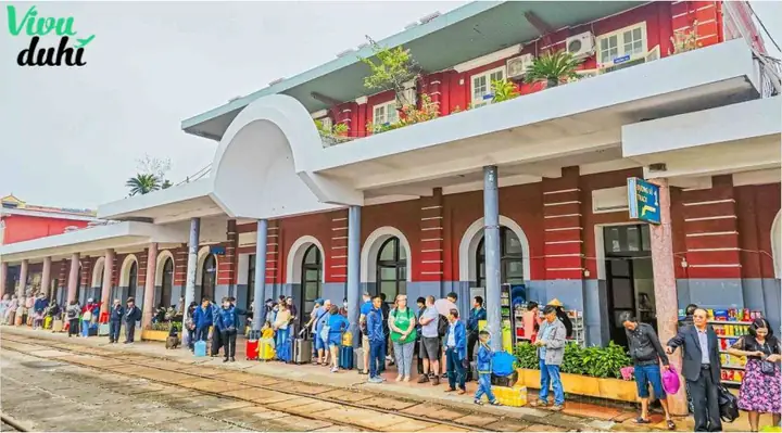 Tàu Hỏa: Trải Nghiệm Mới Mẻ, Ngắm Cảnh Đẹp Dọc Đường