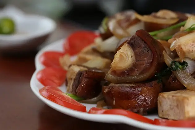 Lẩu Đuôi Bò Hầm Thuốc Bắc