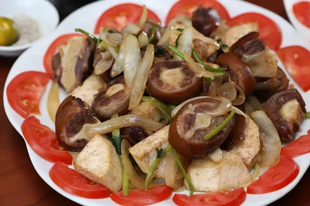 Lẩu Đuôi Bò Hầm Thuốc Bắc