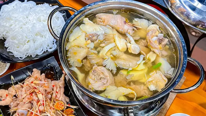 Nắng – Lẩu Gà Lá É Ngon Ở Tphcm Nắng – Lẩu Gà Lá É Ngon Ở Tphcm