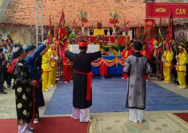 Giadinhnet - "năm Nay, Hội Thề Đặc Biệt Hơn Vì Được Đón Nhận Bằng Di Sản Văn Hóa Phi Vật Thể. Tôi Vẫn Tiếp Tục Uống Rượu Thề Để Nguyện Sống Trong Sạch, Răn Dạy Con Cháu Sống Dĩ Công Vô Tư", Một Bậc Cao Niên Chia Sẻ.