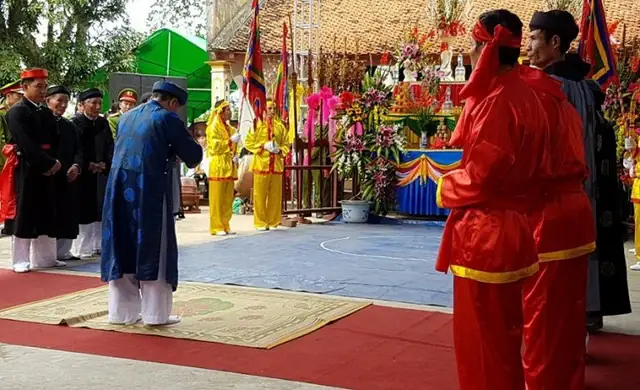 Giadinhnet - "năm Nay, Hội Thề Đặc Biệt Hơn Vì Được Đón Nhận Bằng Di Sản Văn Hóa Phi Vật Thể. Tôi Vẫn Tiếp Tục Uống Rượu Thề Để Nguyện Sống Trong Sạch, Răn Dạy Con Cháu Sống Dĩ Công Vô Tư", Một Bậc Cao Niên Chia Sẻ.
