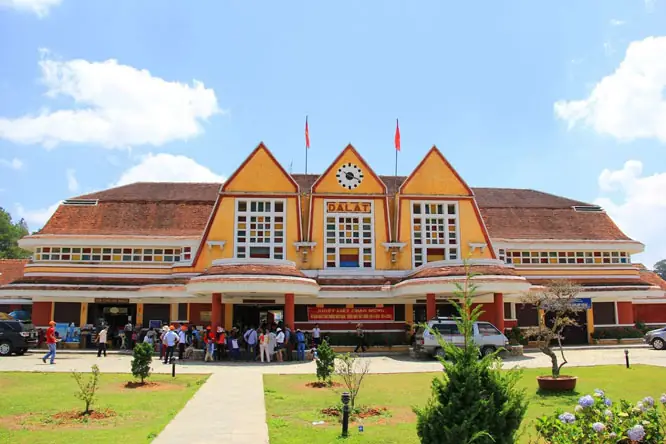 Ga Đà Lạt - Nhà Ga Xe Lửa Đẹp Nhất Đông Dương - Cục Du Lịch Quốc ...