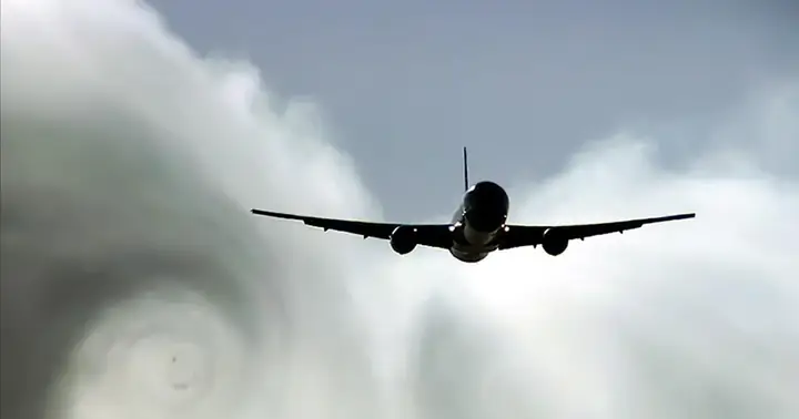 Máy Bay Vietjet Giảm Độ Cao Đột Ngột Do Nhiễu Động Hiếm Gặp Máy Bay Vietjet Giảm Độ Cao Đột Ngột Do Nhiễu Động Hiếm Gặp