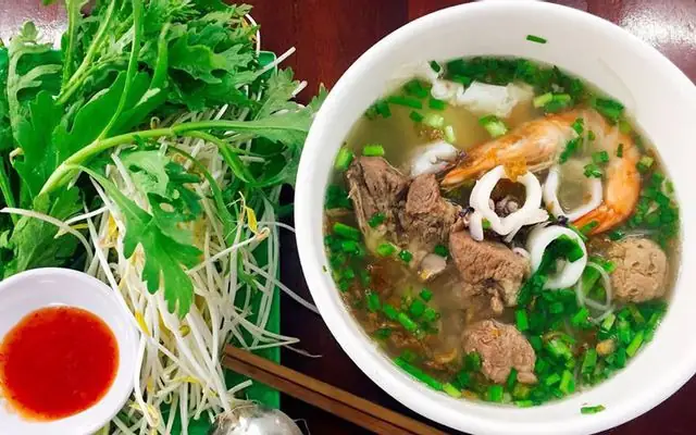 Quán Hủ Tiếu Mực Tư Hường
