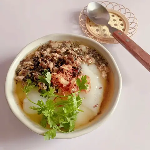 Món Ăn Mùa Đông Ở Hà Nội: Hành Trình Ẩm Thực Xua Tan Giá Lạnh Thủ Đô Món Ăn Mùa Đông Ở Hà Nội: Hành Trình Ẩm Thực Xua Tan Giá Lạnh Thủ Đô