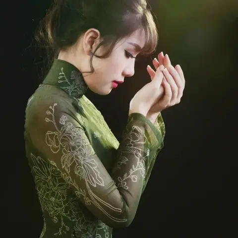 Đoạn Tuyệt (thúy Huyền, Thúy Hằng) - Lời Bài Hát, Tải Nhạc Zing Mp3