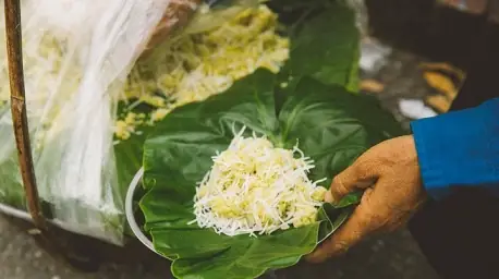 Xôi Cốm Hà Nội Có Gì Đặc Biệt? Ăn Ở Đâu Ngon? Khám Phá Ngay Xôi Cốm Hà Nội Có Gì Đặc Biệt? Ăn Ở Đâu Ngon? Khám Phá Ngay