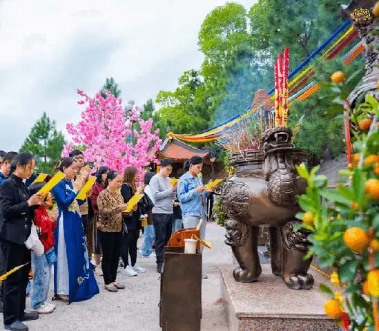 Cách Cầu Nguyện Khi Đi Chùa Cách Cầu Nguyện Khi Đi Chùa