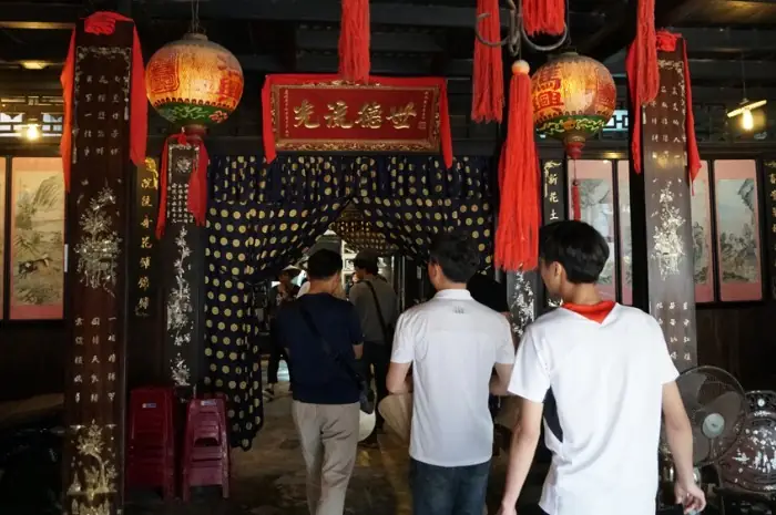 Giá Vé Tham Quan Nhà Cổ Phùng Hưng Hội An Là Bao Nhiêu?