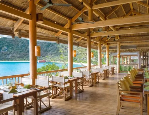 23 Nhà Hàng Nha Trang Ngon, View Đẹp, Nổi Tiếng | Vincom ...