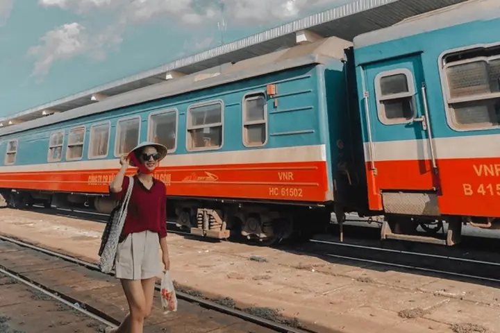 Cẩm Nang Di Chuyển Từ Nha Trang Đến Hội An Bằng Tàu Hỏa: Kinh Nghiệm Và Lưu Ý Thiết Thực