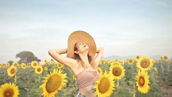 Những Câu Nói Hay Cho Ngày Quốc Tế Phụ Nữ 8/3 | Elle Những Câu Nói Hay Cho Ngày Quốc Tế Phụ Nữ 8/3 | Elle