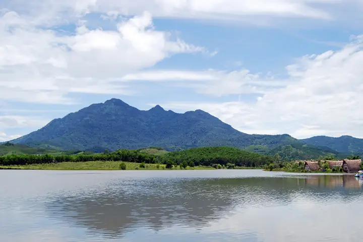 Núi Tản Viên