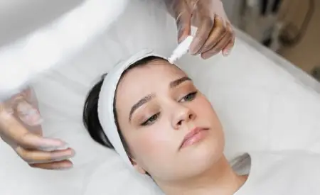 Peel Da Hóa Học Là Gì? Có Nên Peel Da Hóa Học Không?