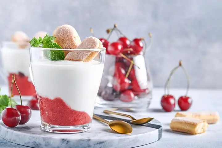 Cách Pha Chế Đồ Uống Từ Sữa Chua Thơm Ngon, Dễ Làm Tại Nhà