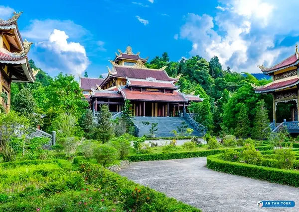 Thiền Viện Trúc Lâm Bạch Mã | Vẻ Đẹp Mê Hồn Tựa Như Chốn Bồng ... Thiền Viện Trúc Lâm Bạch Mã | Vẻ Đẹp Mê Hồn Tựa Như Chốn Bồng ...