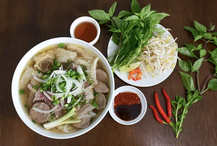 Top 19+ Quán Phở Ngon Ở Nha Trang Tồn Tại Lâu Đời