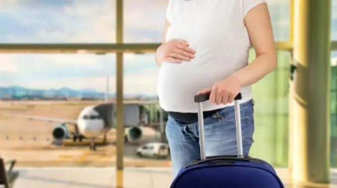 Bà Bầu Đi Máy Bay: Những Điều Cần Lưu Ý | Vinmec