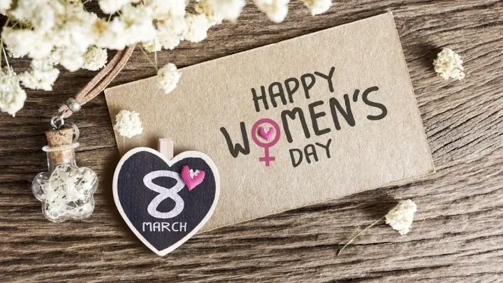 Gợi Ý 20 Món Quà Tặng Vợ Thiết Thực Và Ý Nghĩa Trong Ngày 8/3